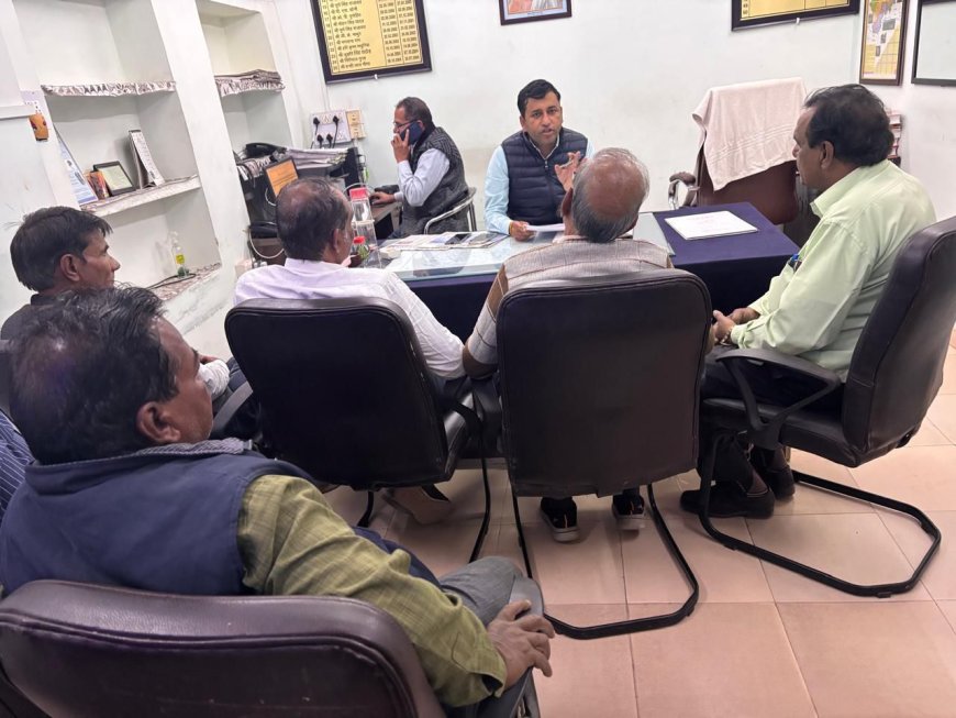 सुरक्षित पब्लिक ट्रांसपोर्ट के लिए प्राइवेट बसों की छतों से लगेज कैरियर उतारने की अपील